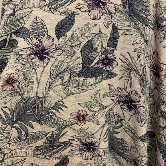 American Eagle Tank & Cardigan Set - Picture 3 of 6